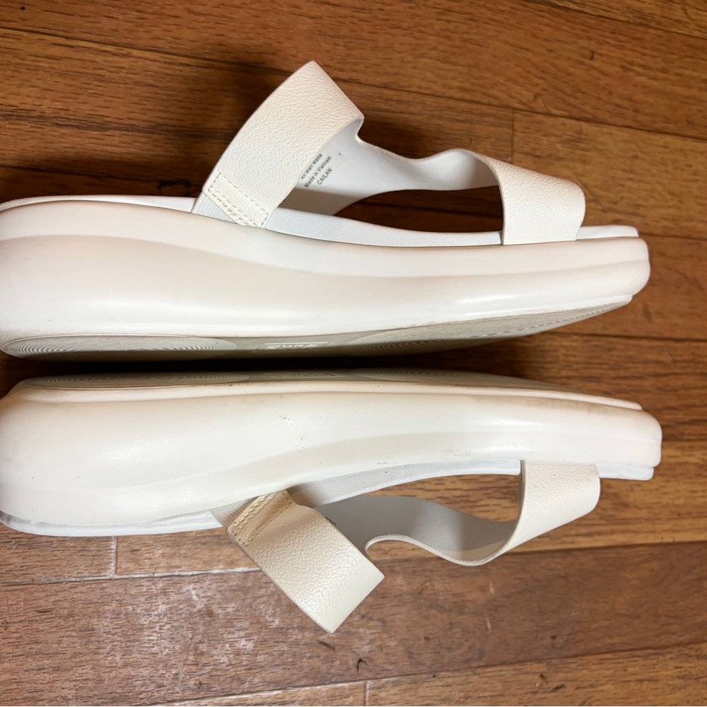 Naturalizer Women's White Ivory Cutout Slide Sandals - Picture 6 of 8